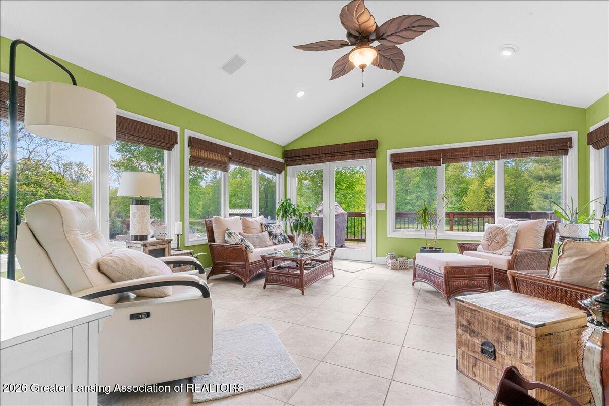 410 West Spring Meadows Lane Dewitt, MI 48820 - Photo 23 of 89 043-Media Jett - 65