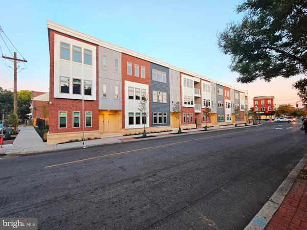 $1,865 | 200 Hamilton Avenue, Unit 105, Trenton, NJ 08609