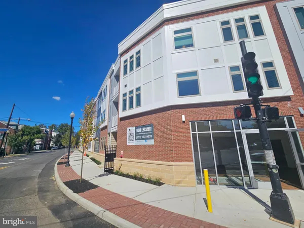 $1,865 | 200 Hamilton Avenue, Unit 105, Trenton, NJ 08609