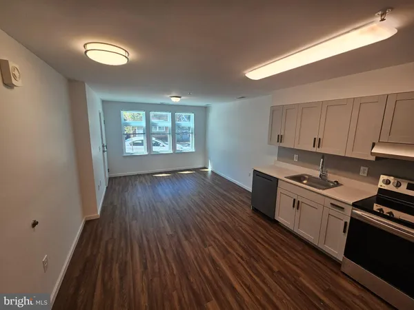 $1,865 | 200 Hamilton Avenue, Unit 105, Trenton, NJ 08609