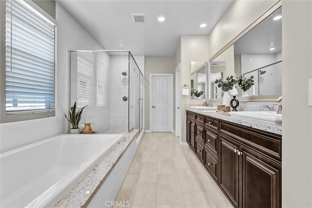 105 Rake Irvine, CA 92618 - Photo 22 of 37