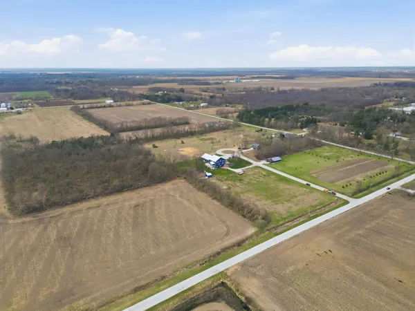 $60,000 | 940 North Lake Village, Lake Village, IN 46349