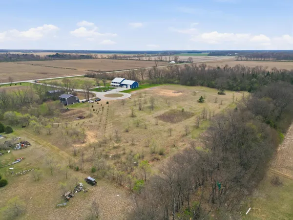 $60,000 | 940 North Lake Village, Lake Village, IN 46349