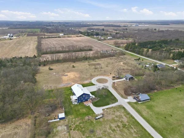 $60,000 | 940 North Lake Village, Lake Village, IN 46349