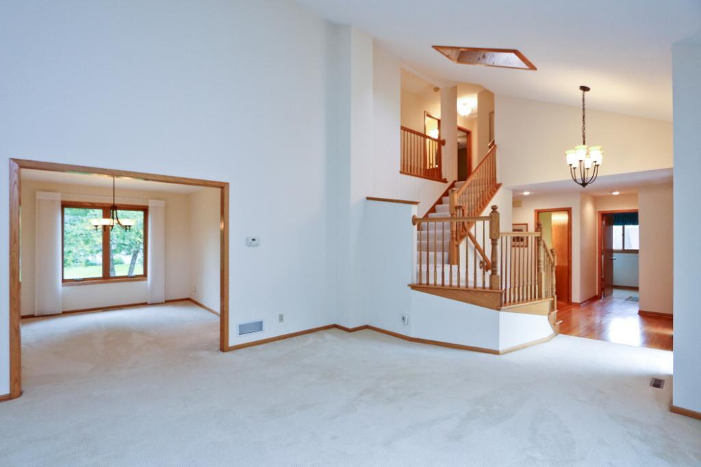 9324 Quinn Road Bloomington, MN 55437 - Photo 22 of 43 Gallery Image 22