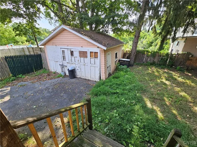 $137,400 | 21-23 Derby Avenue, Auburn, NY 13021