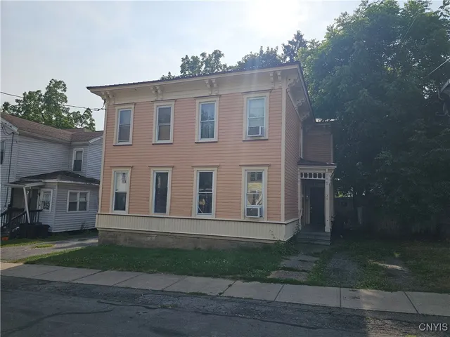 $137,400 | 21-23 Derby Avenue, Auburn, NY 13021