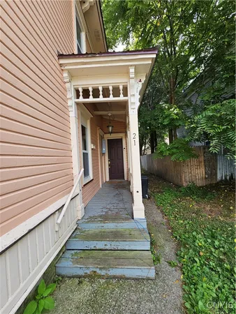 $137,400 | 21-23 Derby Avenue, Auburn, NY 13021