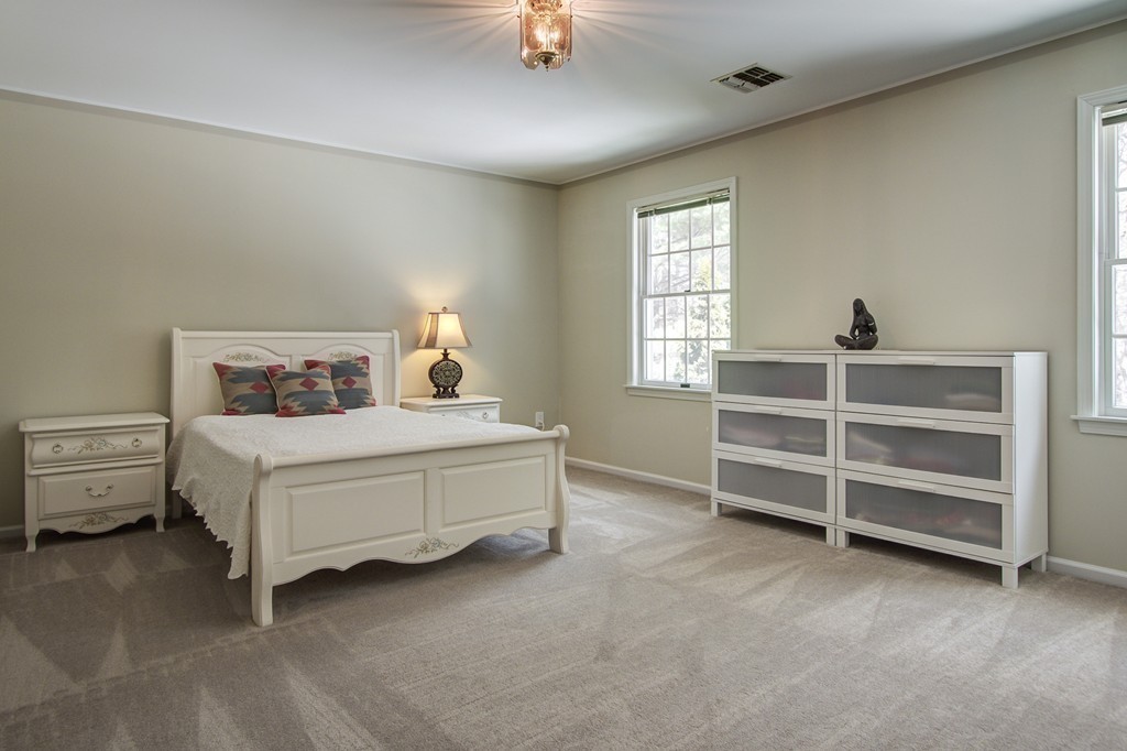 2 Davis Road Southborough, MA 01772 - Photo 22 of 28 Gallery Image 22