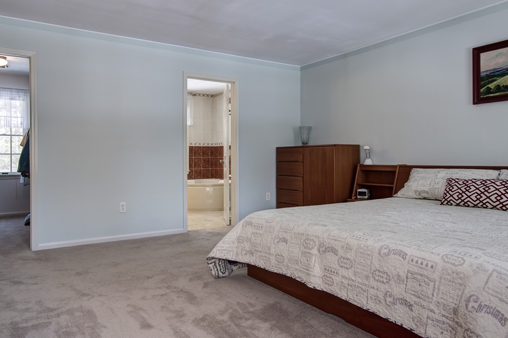 2 Davis Road Southborough, MA 01772 - Photo 25 of 28 Gallery Image 25
