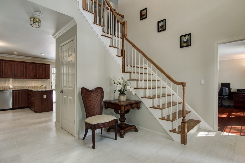 2 Davis Road Southborough, MA 01772 - Photo 3 of 28 Gallery Image 3