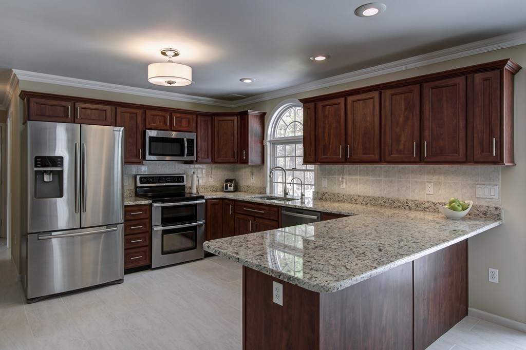 2 Davis Road Southborough, MA 01772 - Photo 6 of 28 Gallery Image 6