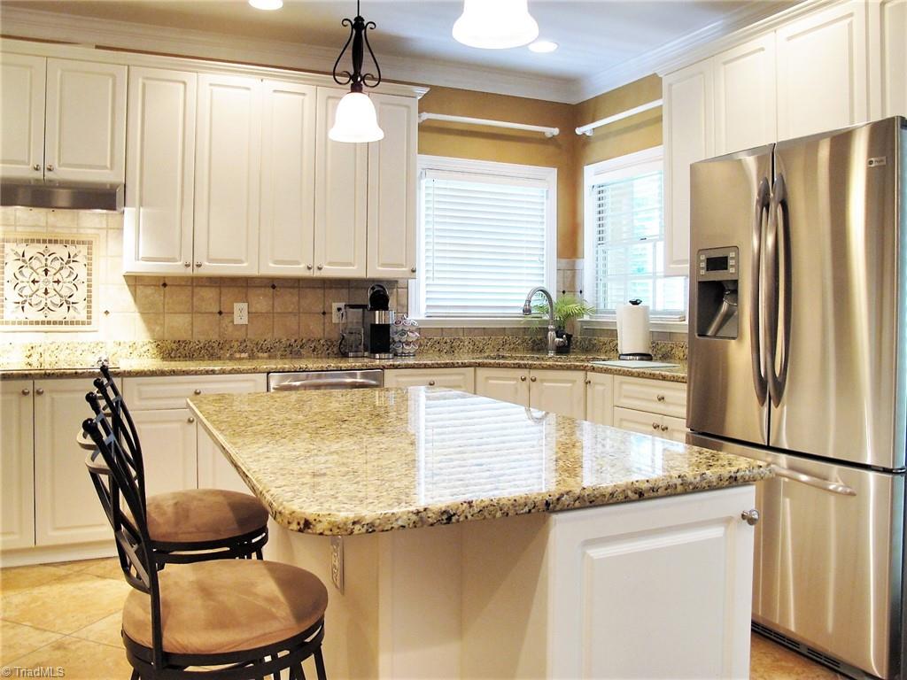 8077 Glengarriff Road Clemmons, NC 27012 - Photo 13 of 48 Gallery Image 13
