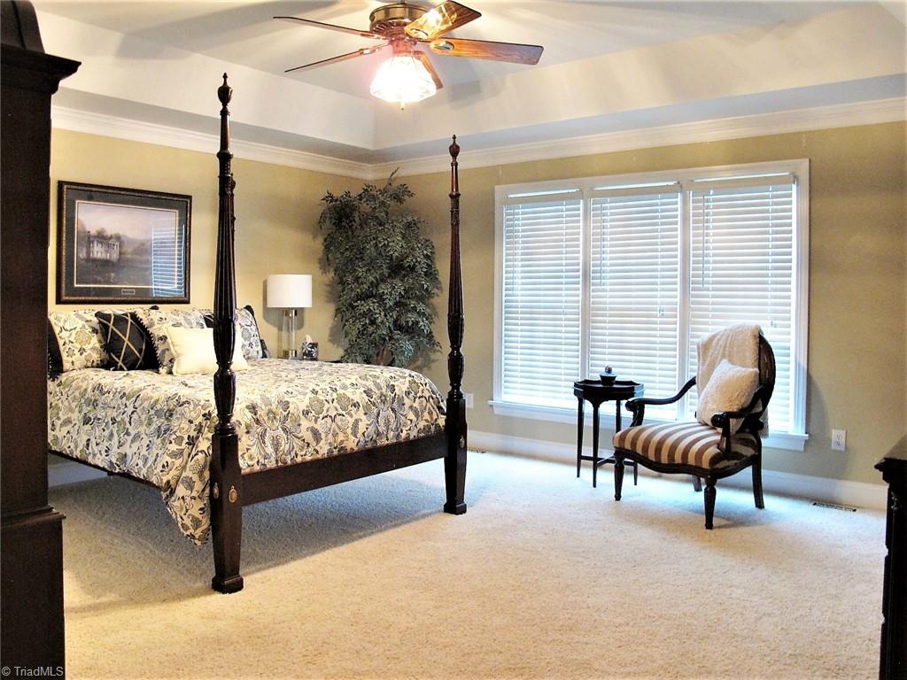 8077 Glengarriff Road Clemmons, NC 27012 - Photo 15 of 48 Gallery Image 15