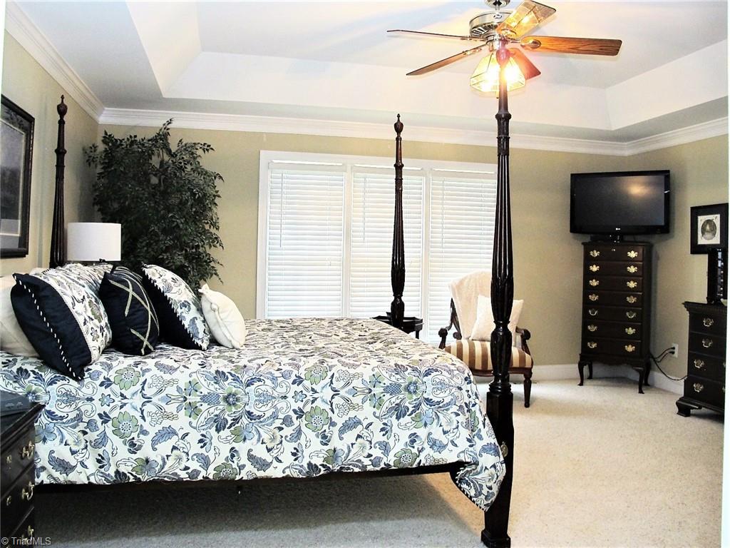 8077 Glengarriff Road Clemmons, NC 27012 - Photo 16 of 48 Gallery Image 16