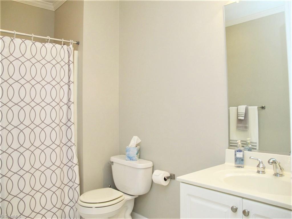 8077 Glengarriff Road Clemmons, NC 27012 - Photo 23 of 48 Gallery Image 23