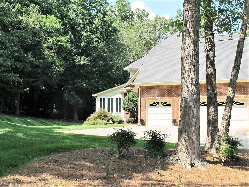 8077 Glengarriff Road Clemmons, NC 27012 - Photo 44 of 48 Gallery Image 44