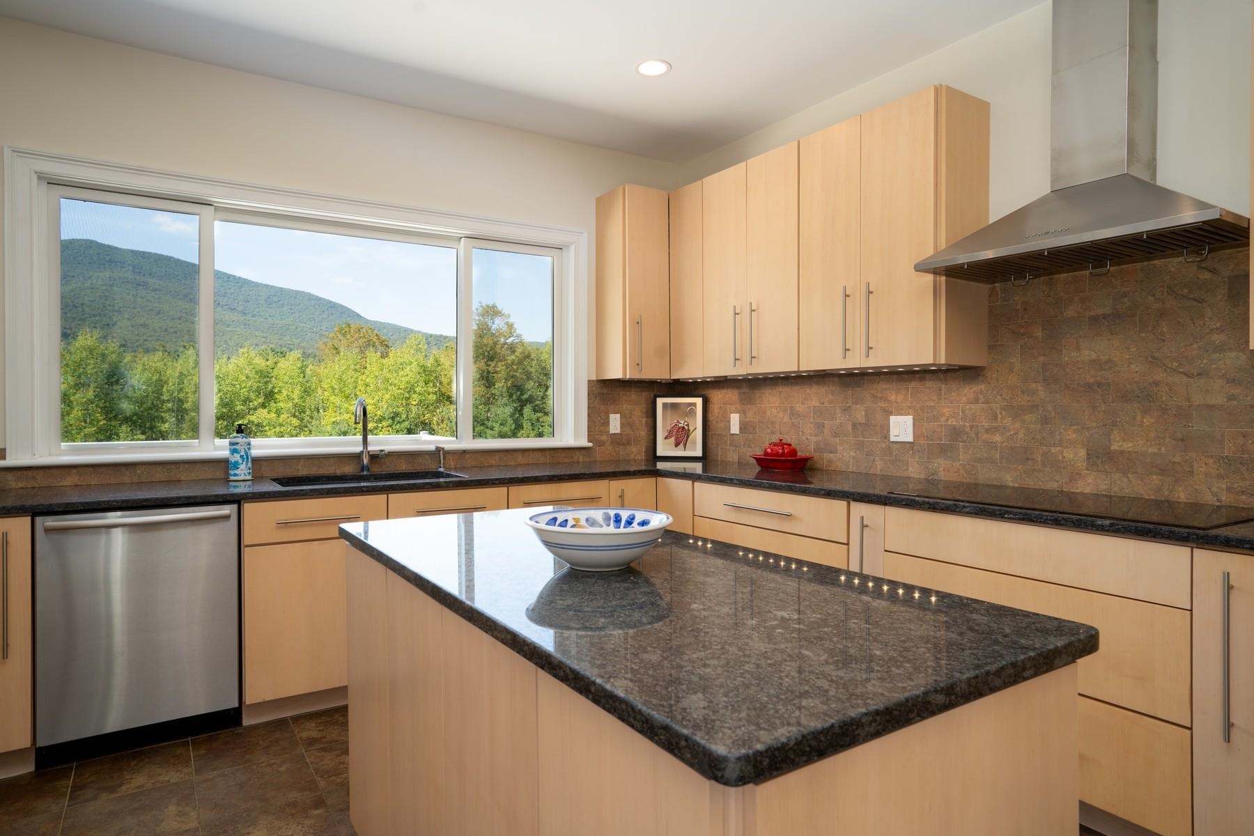 7 Timberbrook North Dorset, VT 05251 - Photo 7 of 37