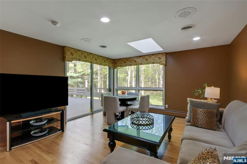 78 Apple Ridge Road Woodcliff Lake, NJ 07677 - Photo 17 of 38