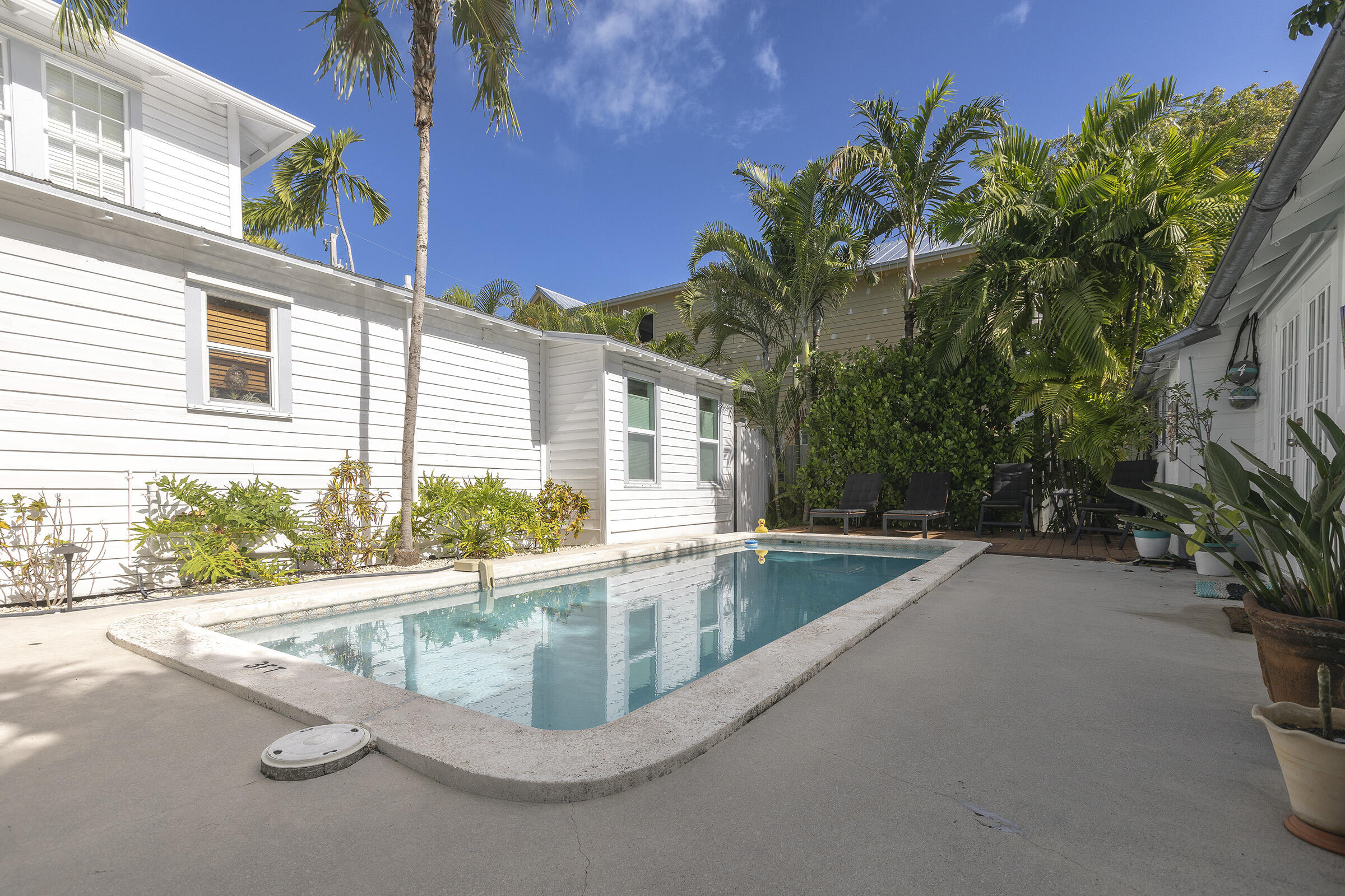 1318 Duncan Street, Unit 3 Key West, FL 33040 - Photo 4 of 15 10 1318 Duncan Street