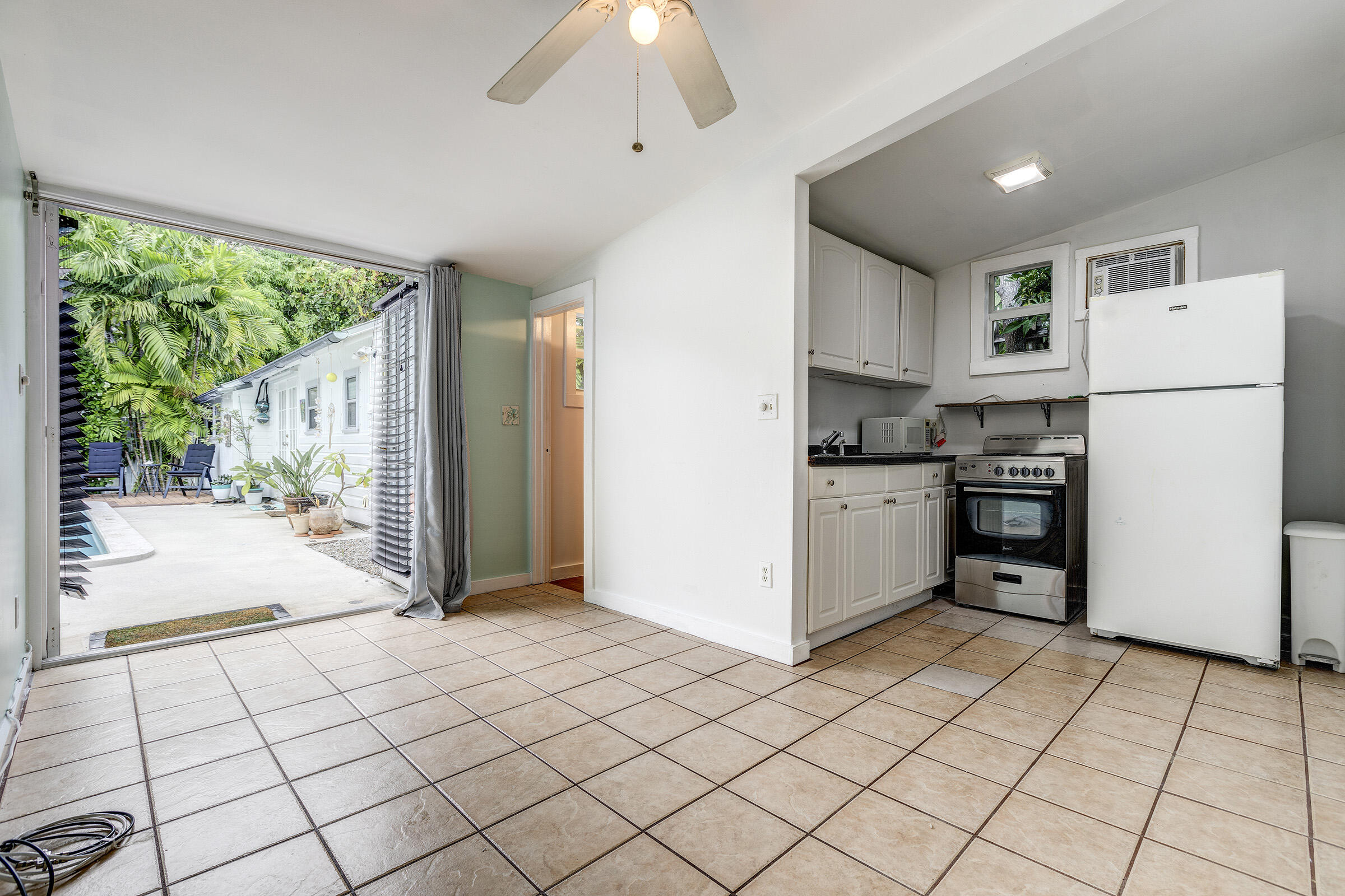 1318 Duncan Street, Unit 3 Key West, FL 33040 - Photo 7 of 15 01 1318 Duncan Street (1)