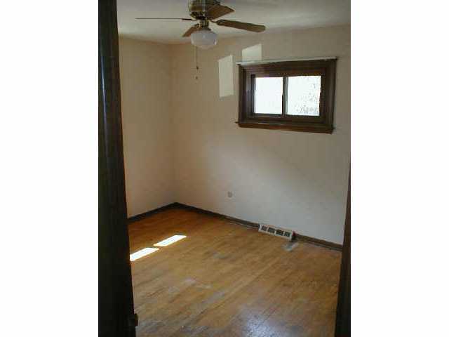 2434 Dover Road Columbus, OH 43209 - Photo 5 of 10 Gallery Image 5
