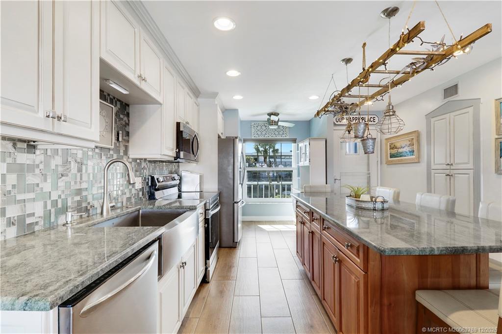 1864 Southwest Palm City Road, Unit 204 Stuart, FL 34994 - Photo 24 of 42