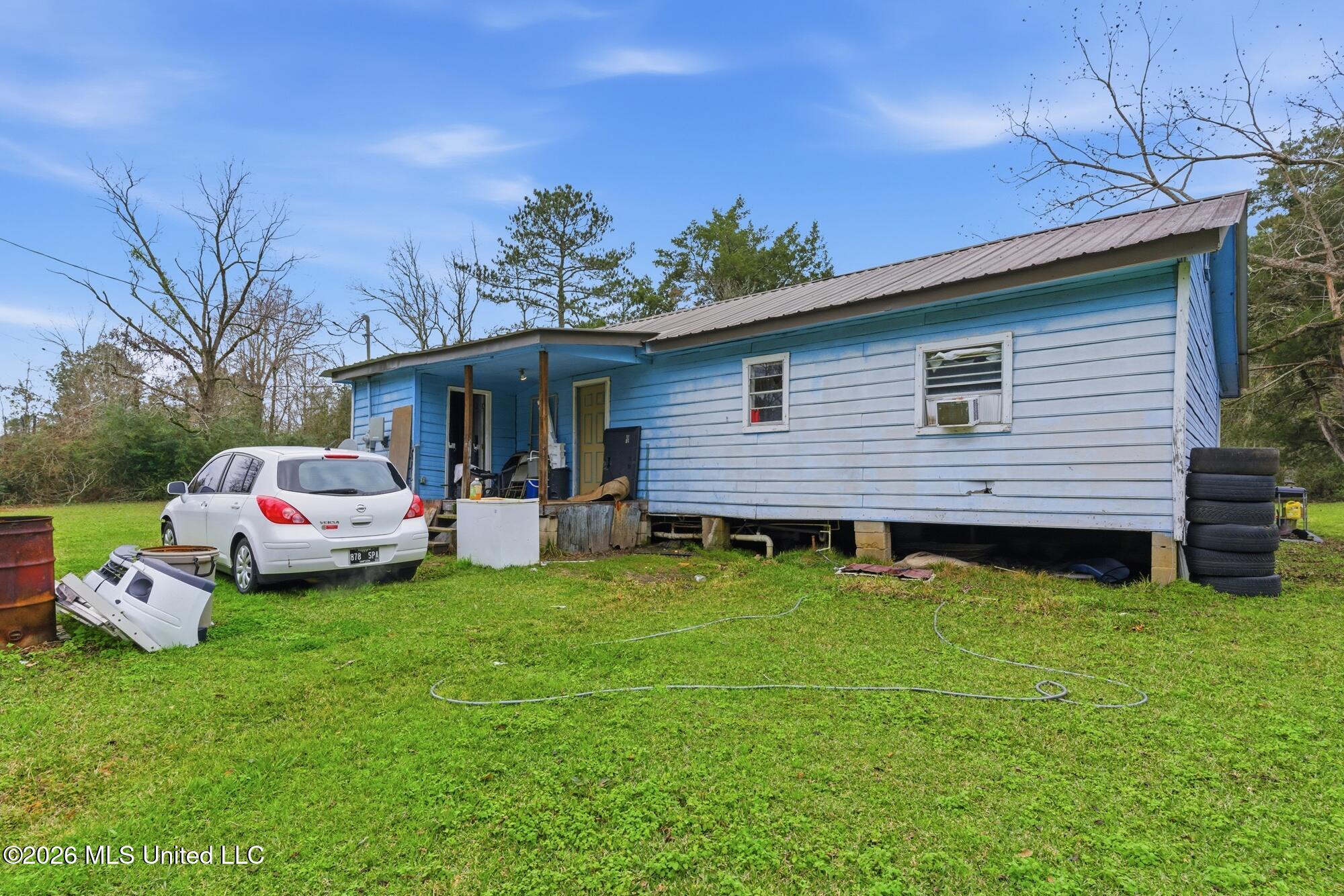 1743 Mt Zion Road Magee, MS 39111 - Photo 4 of 27 IMG_5806