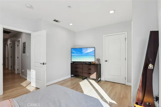 $1,299,000 | 2806 Cudahy Street, Huntington Park, CA 90255