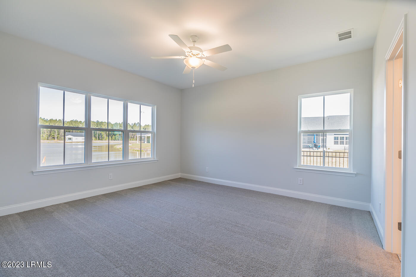 225 Ramport Street Ridgeland, SC 29936 - Photo 18 of 39 19 Primary suite