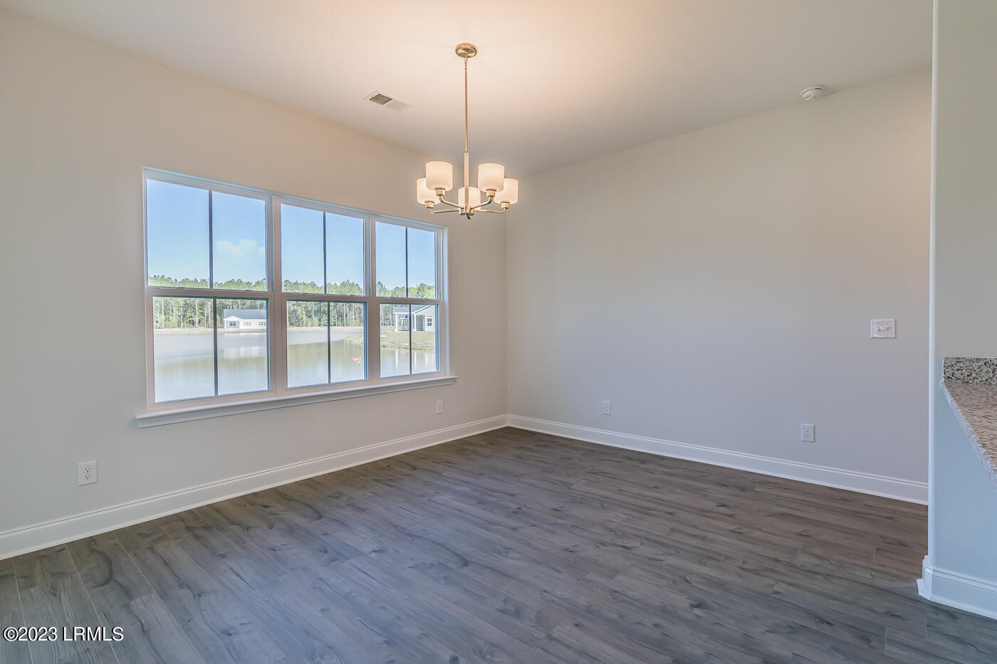 225 Ramport Street Ridgeland, SC 29936 - Photo 10 of 39 11 Dining