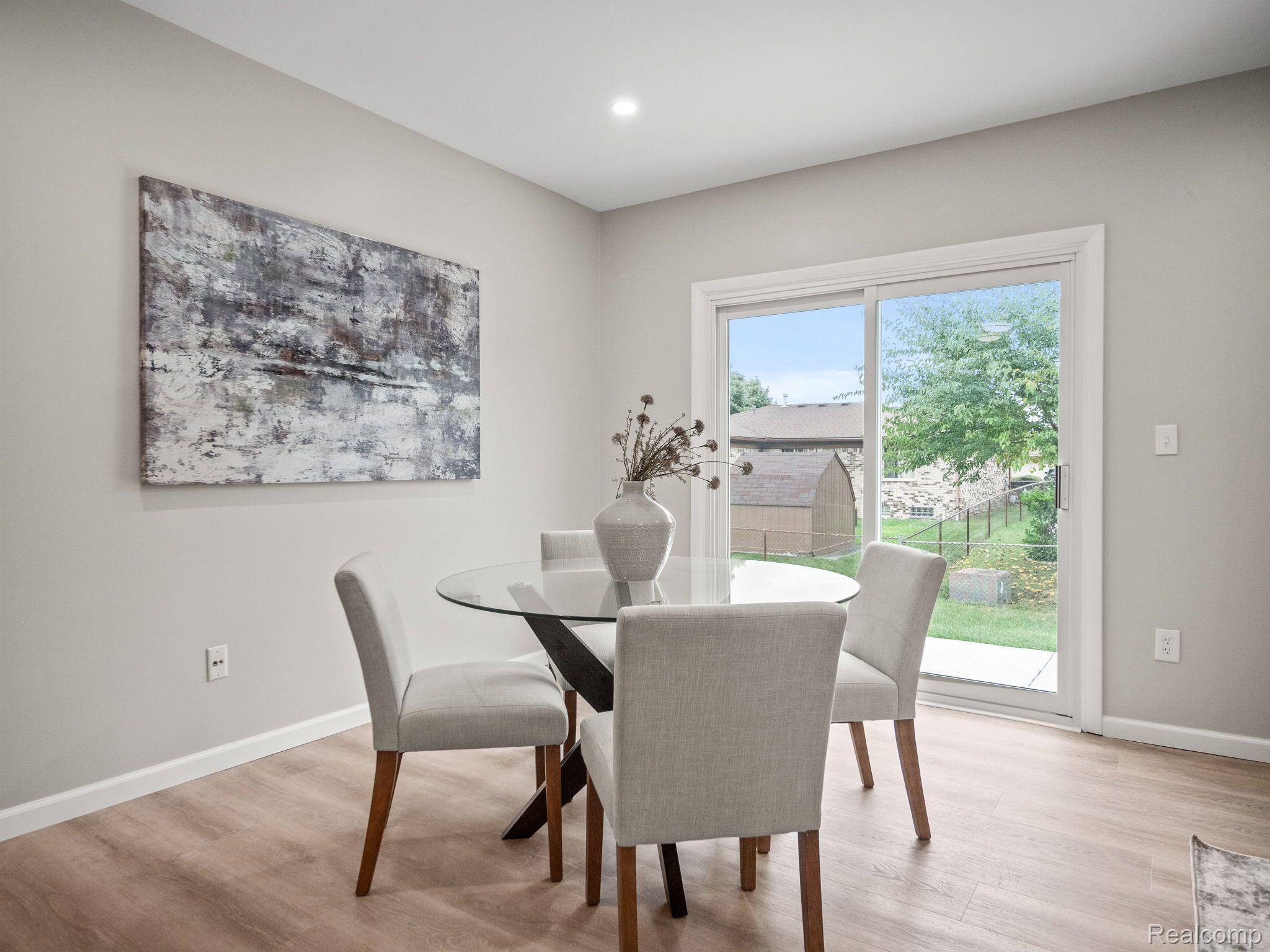 14211 Martin Road Warren, MI 48088 - Photo 10 of 28 Gallery Image 10