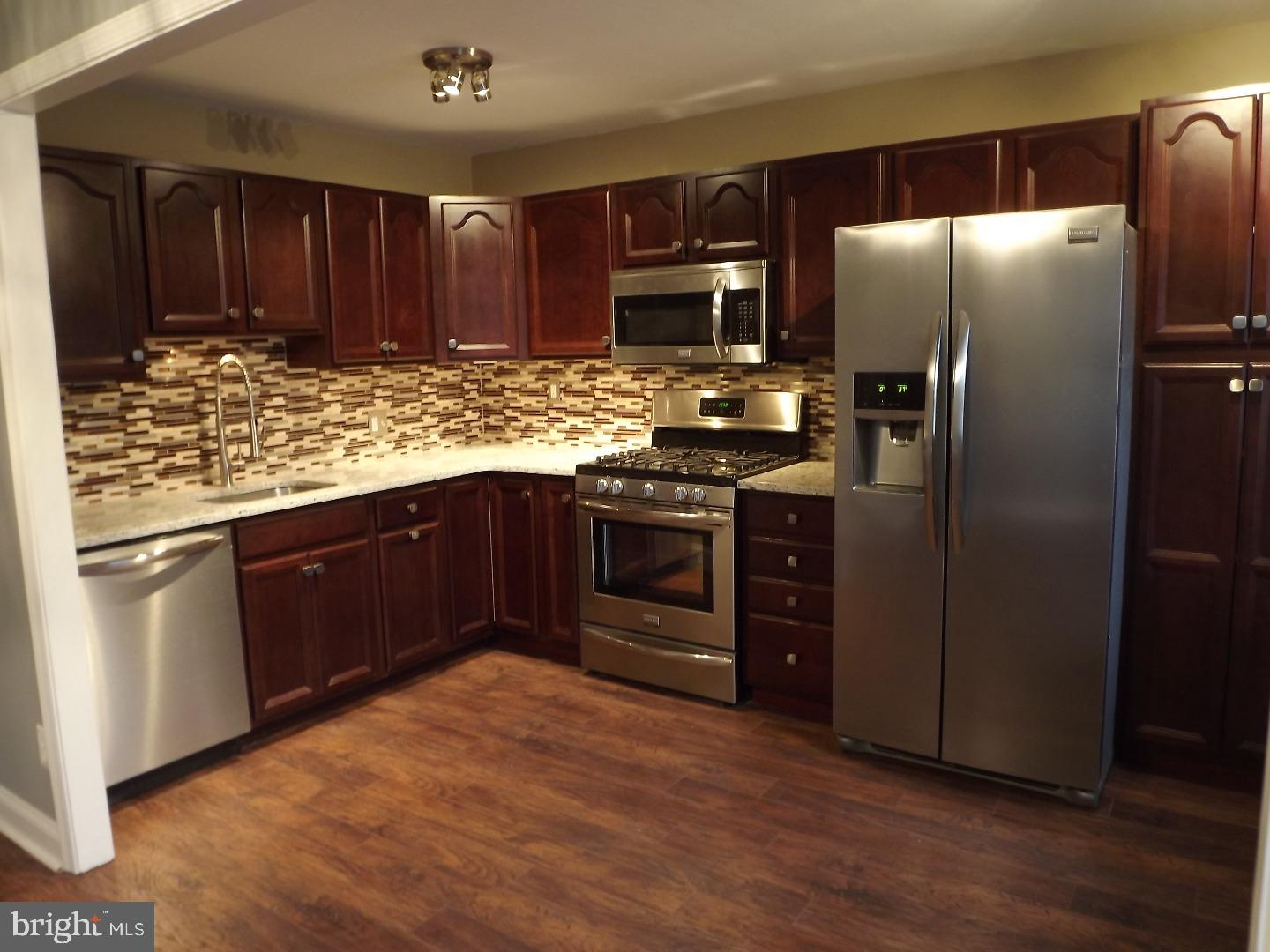 12415 Tyrone Road Philadelphia, PA 19154 - Photo 1 of 24 Kitchen