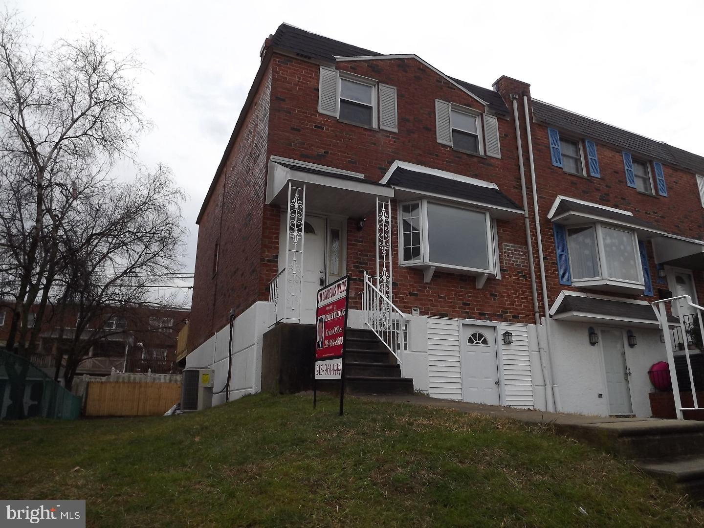 12415 Tyrone Road Philadelphia, PA 19154 - Photo 19 of 24 Exterior Front
