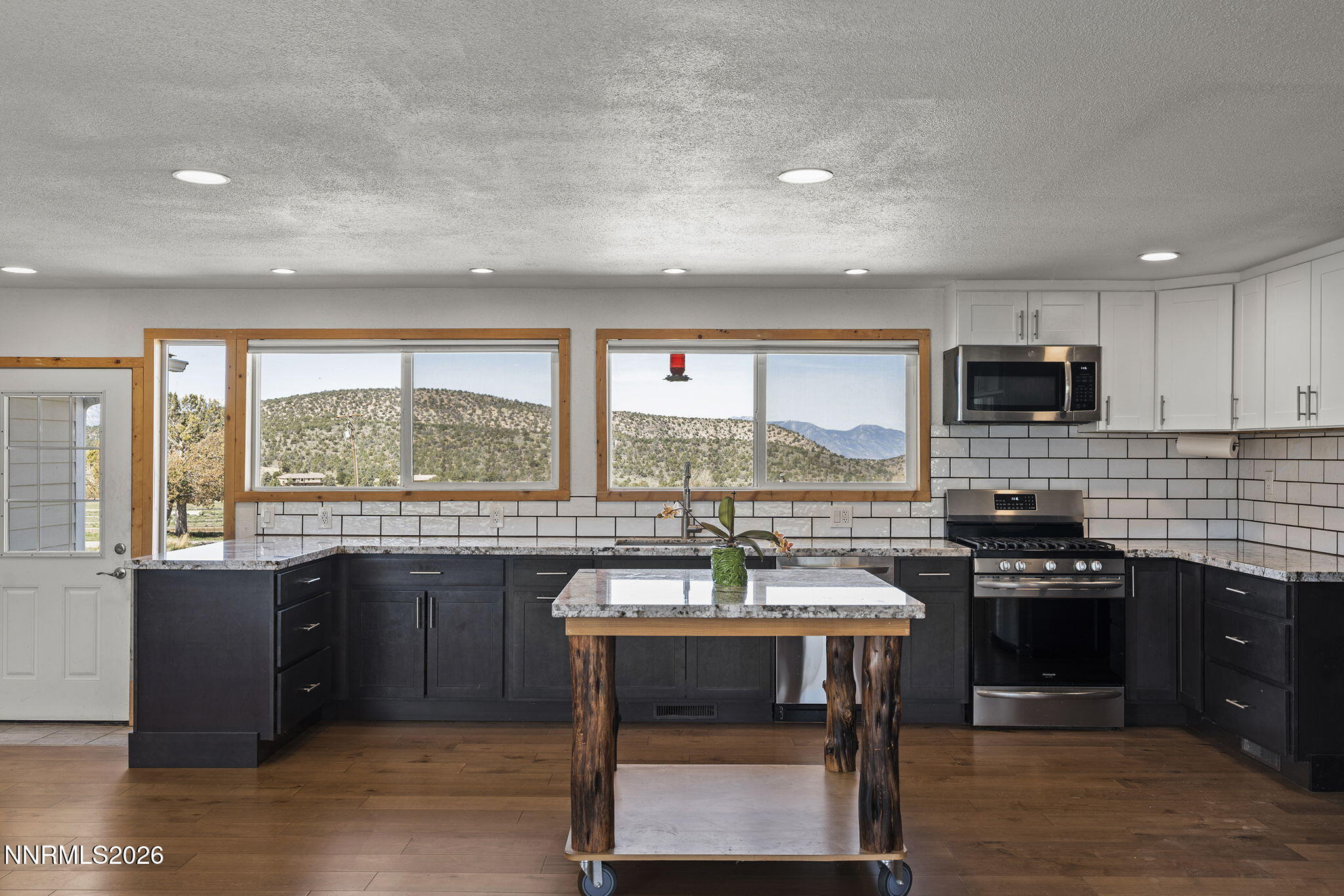 3048 Robison Road Gardnerville, NV 89410 - Photo 7 of 47 7) 70091-69e03cbe38aa5