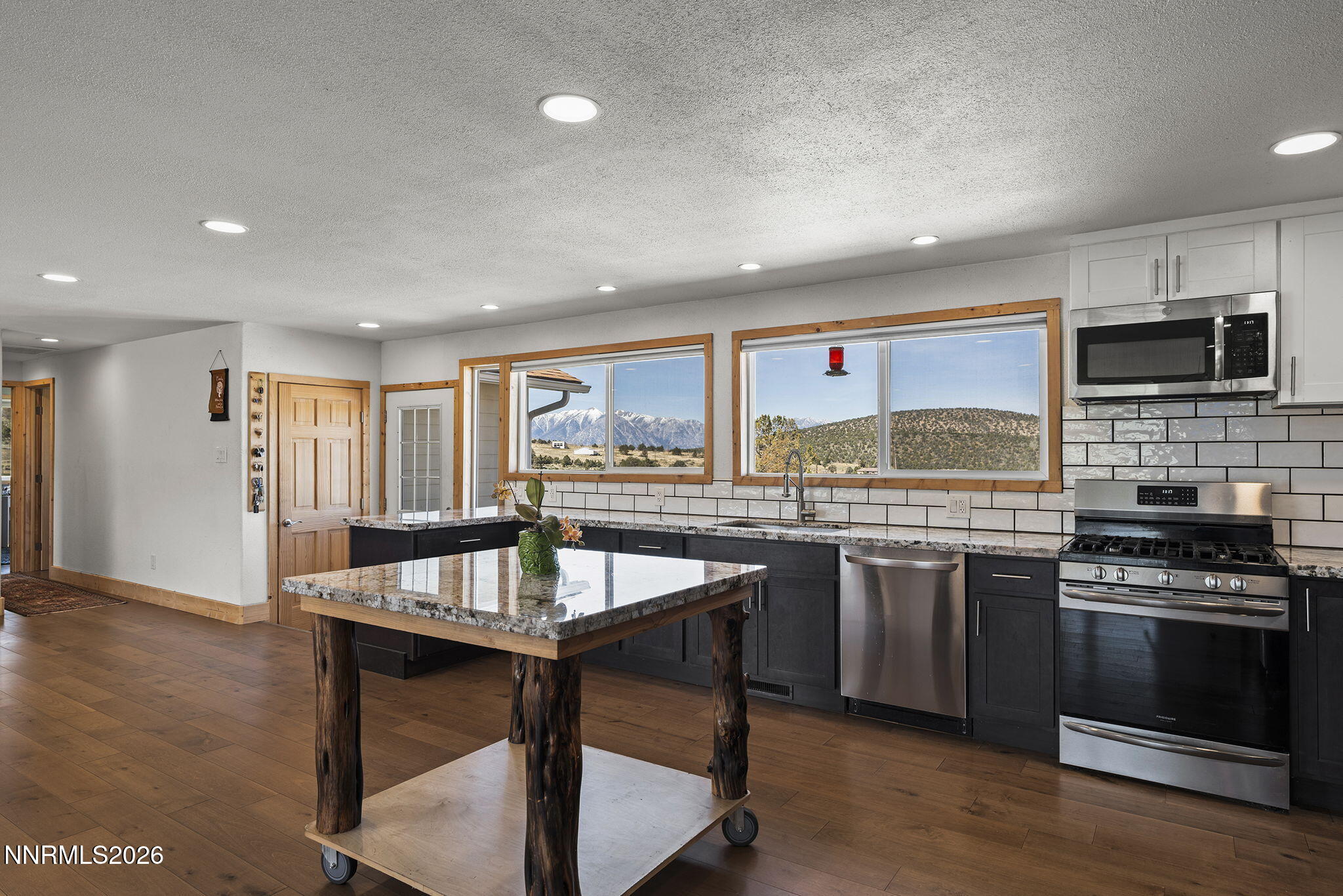 3048 Robison Road Gardnerville, NV 89410 - Photo 8 of 47 8) 70091-69e03cbe670b1