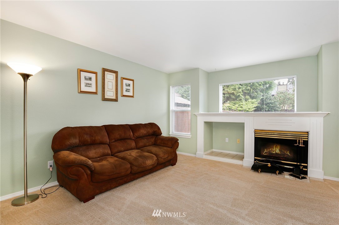 1923 187th Place Southeast Bothell, WA 98012 - Photo 3 of 25