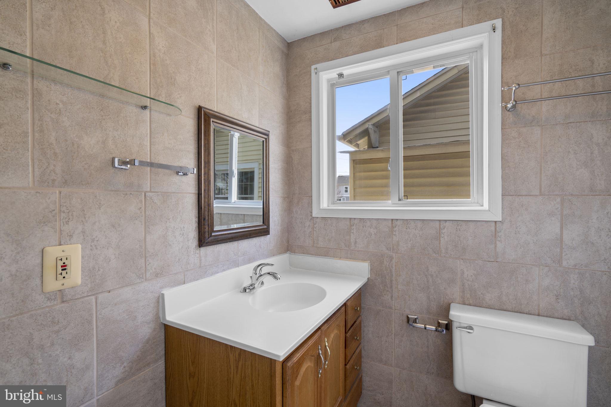 4905 Decatur Street Hyattsville, MD 20781 - Photo 11 of 25