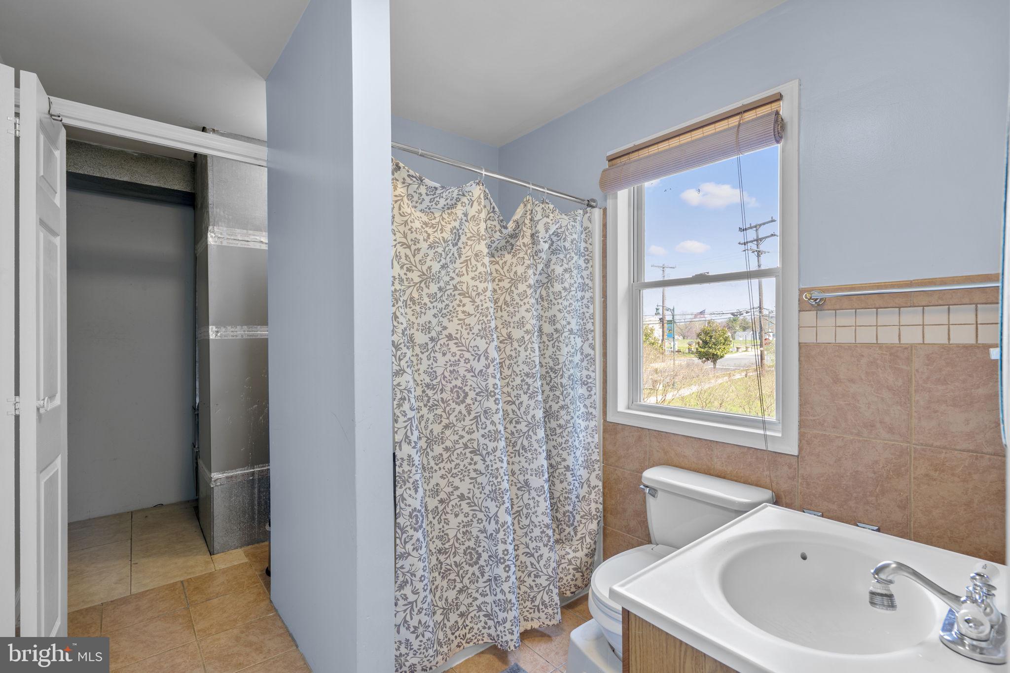 4905 Decatur Street Hyattsville, MD 20781 - Photo 13 of 25