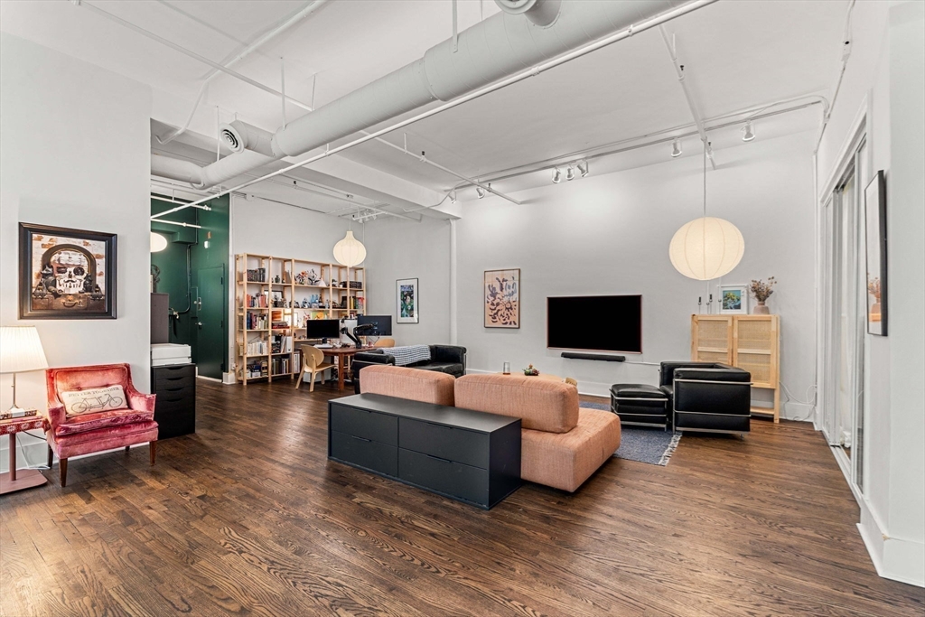 10 Williams Street, Unit 33 Boston, MA 02119 - Photo 3 of 30