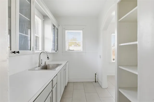 $1,600 | 3808 Highway 3, Dickinson, TX 77539