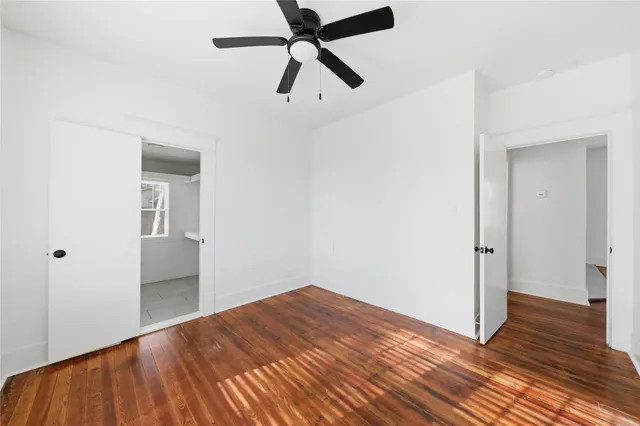 $1,600 | 3808 Highway 3, Dickinson, TX 77539