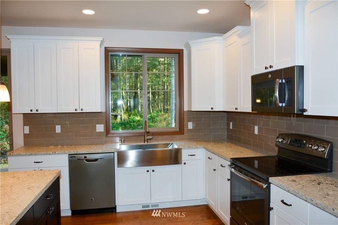 2515 Minterbrook Road Port Orchard, WA 98367 - Photo 6 of 24 Gallery Image 6