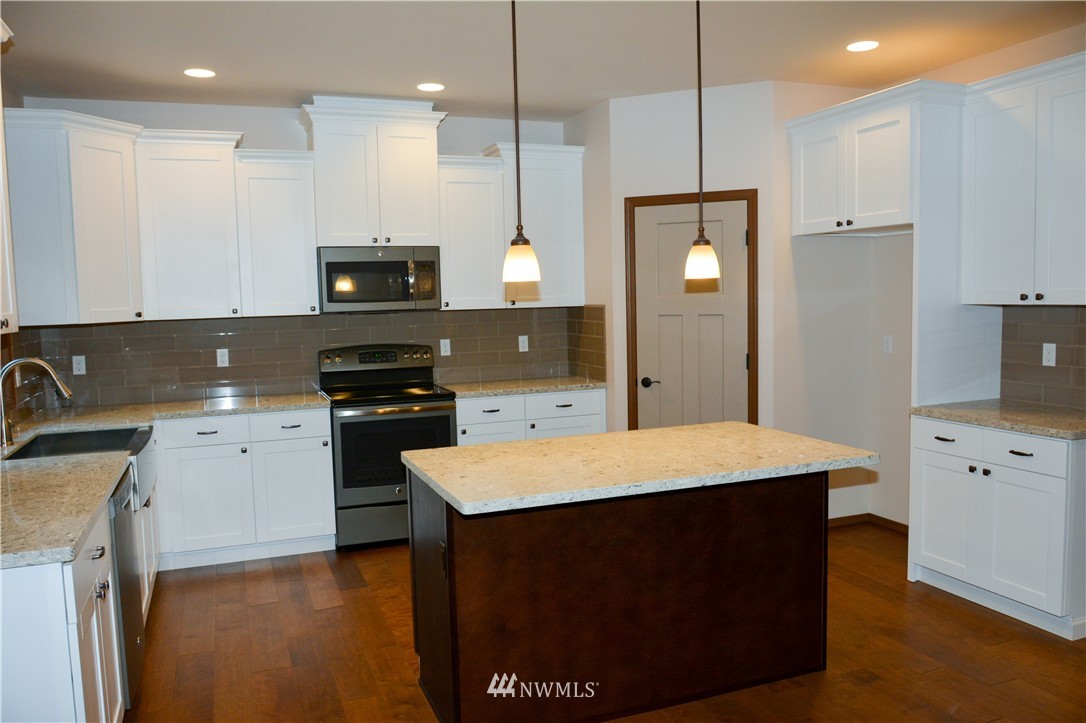 2515 Minterbrook Road Port Orchard, WA 98367 - Photo 7 of 24 Gallery Image 7