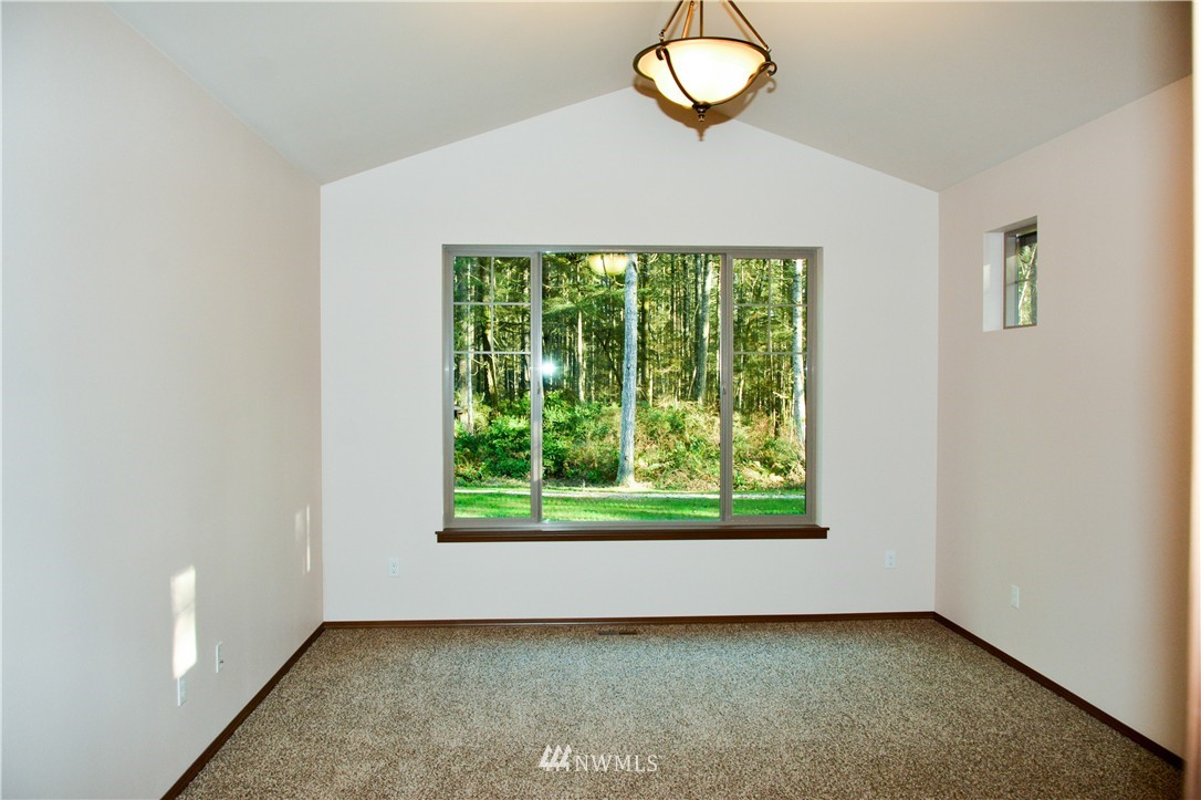 2515 Minterbrook Road Port Orchard, WA 98367 - Photo 9 of 24 Gallery Image 9