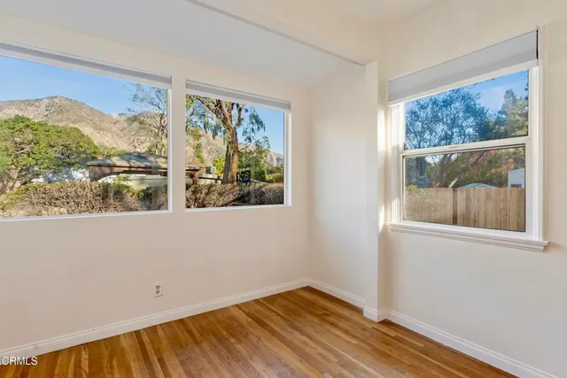 a view of a window in a room