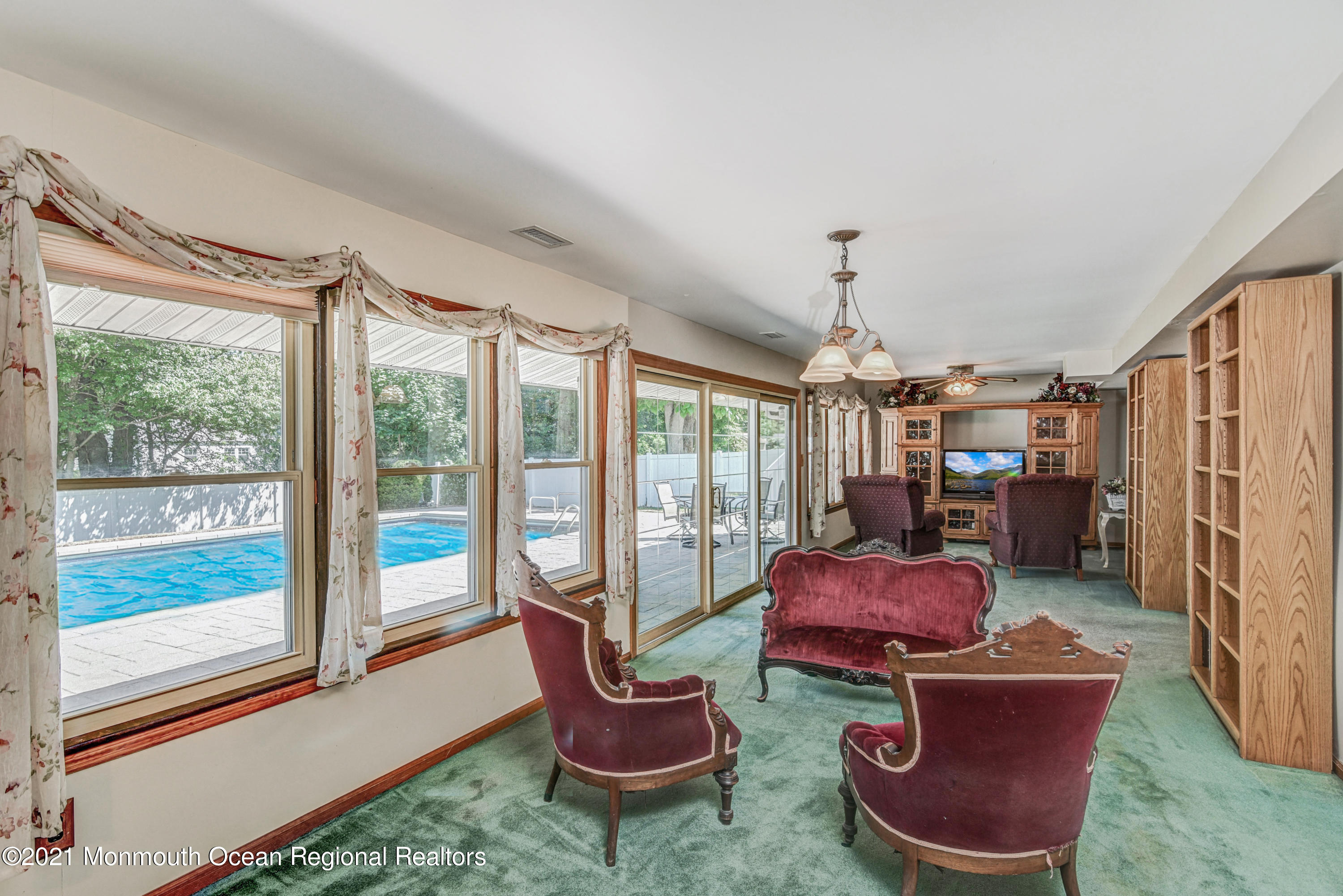7 Crescent Road Holmdel, NJ 07733 - Photo 11 of 25 11-Sunroom