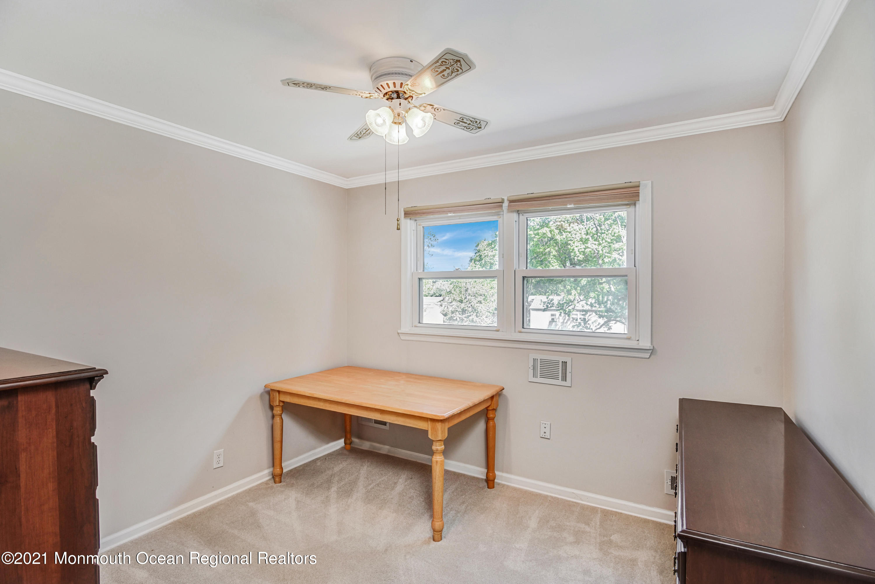 7 Crescent Road Holmdel, NJ 07733 - Photo 18 of 25 18-Bedroom