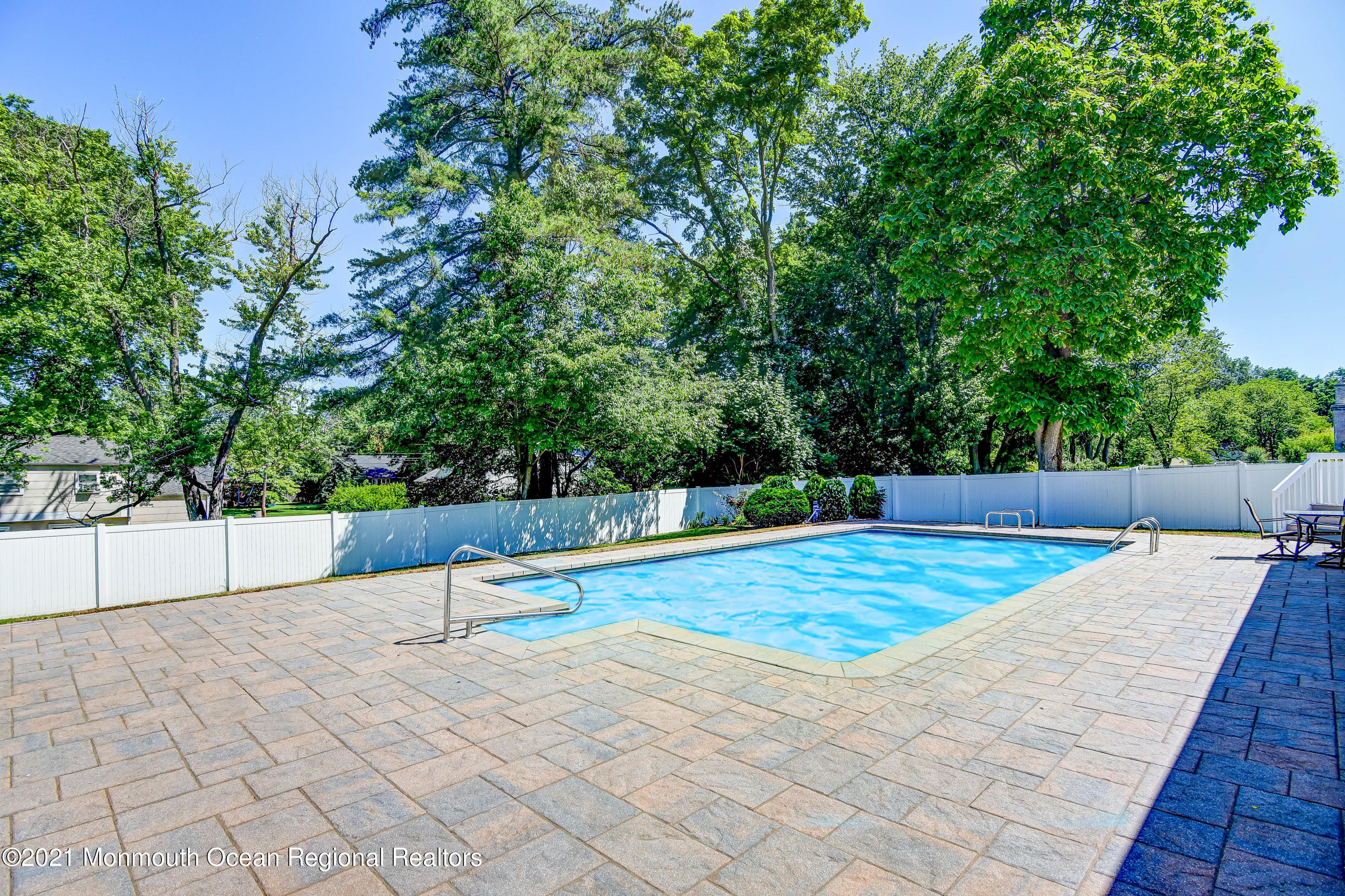 7 Crescent Road Holmdel, NJ 07733 - Photo 23 of 25 23-Pool