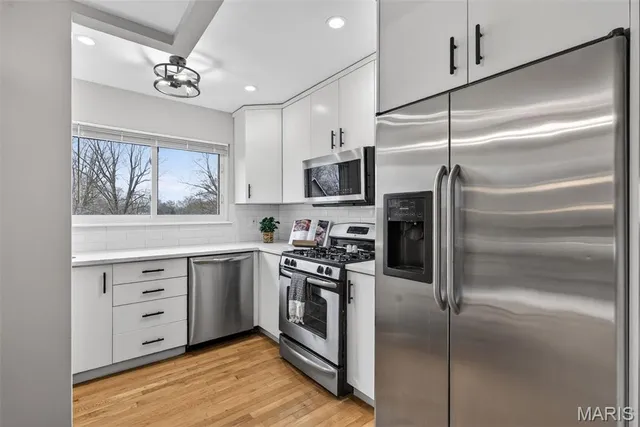 $284,900 | 4 Sunnydays Court, St. Charles, MO 63303